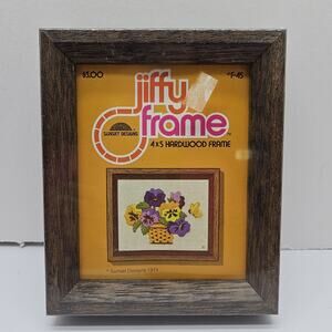 Jiffy Frame 4x5 Needlepoint Hardwood #F-45 Sunset Designs Retro Wood